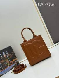 Picture of Dolce Gabbana Handbags _SKUfw205840042fw